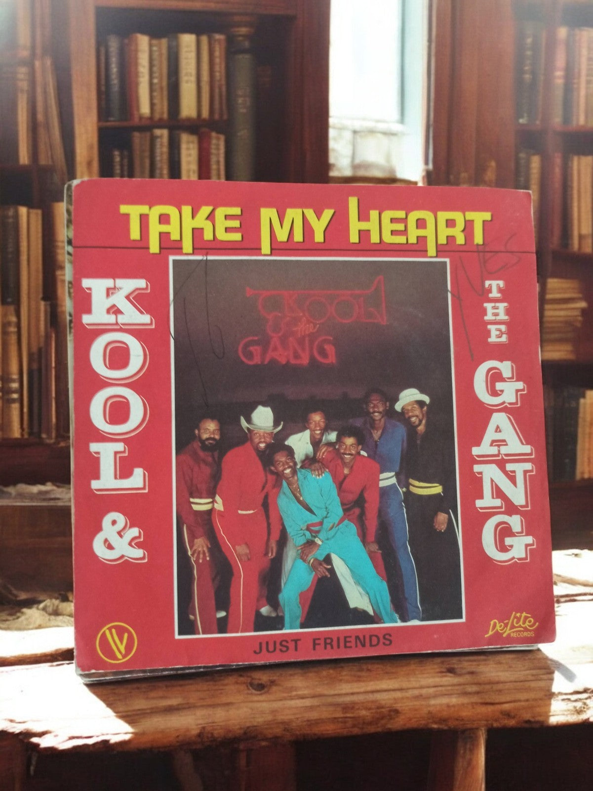 Vinyle 45 tours Kool & The Gang Take My Heart vintage pochette rouge Just Friend