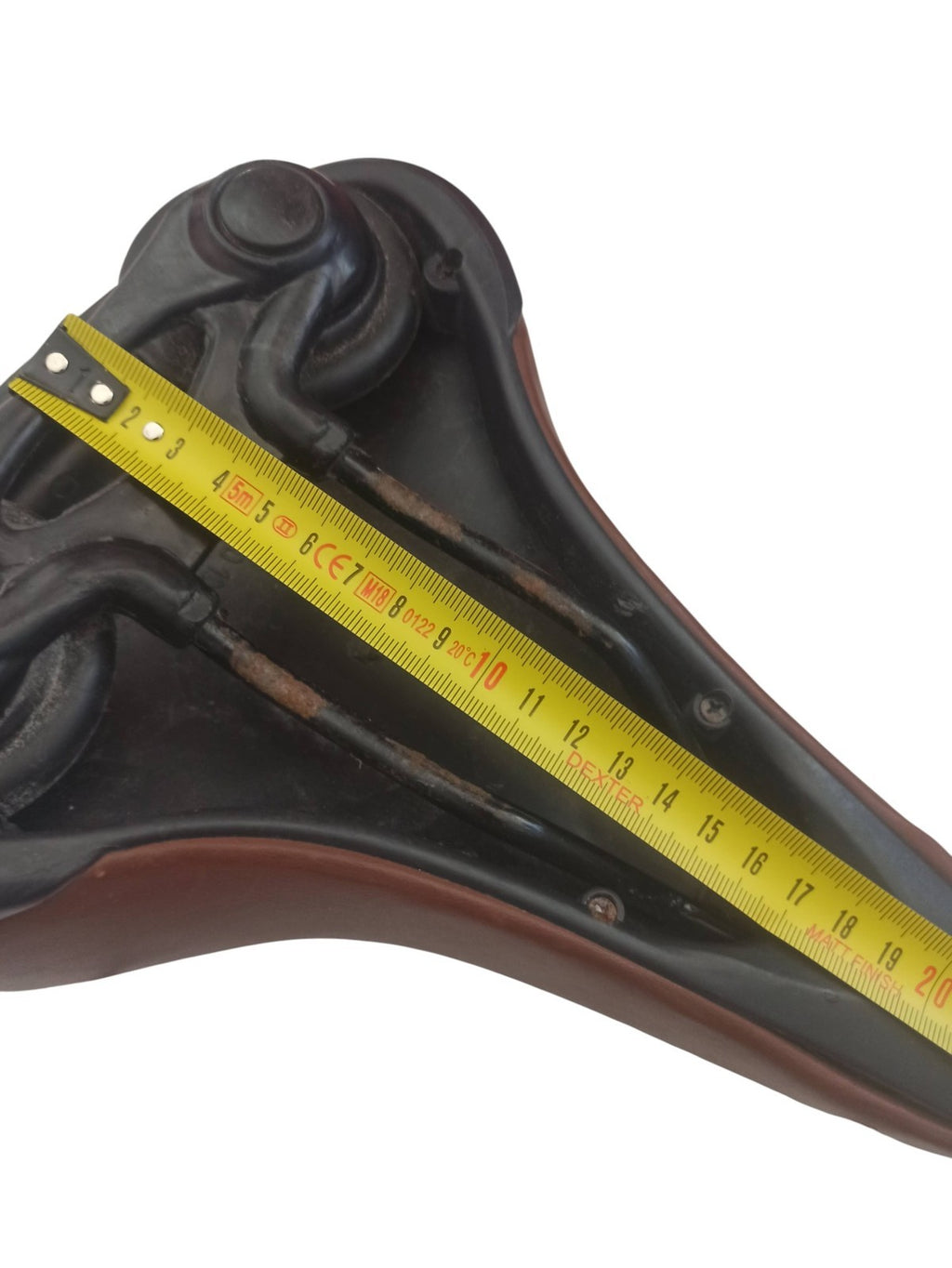 Selle de vélo ancienne cuir brun, accessoire vintage rétro bicyclette