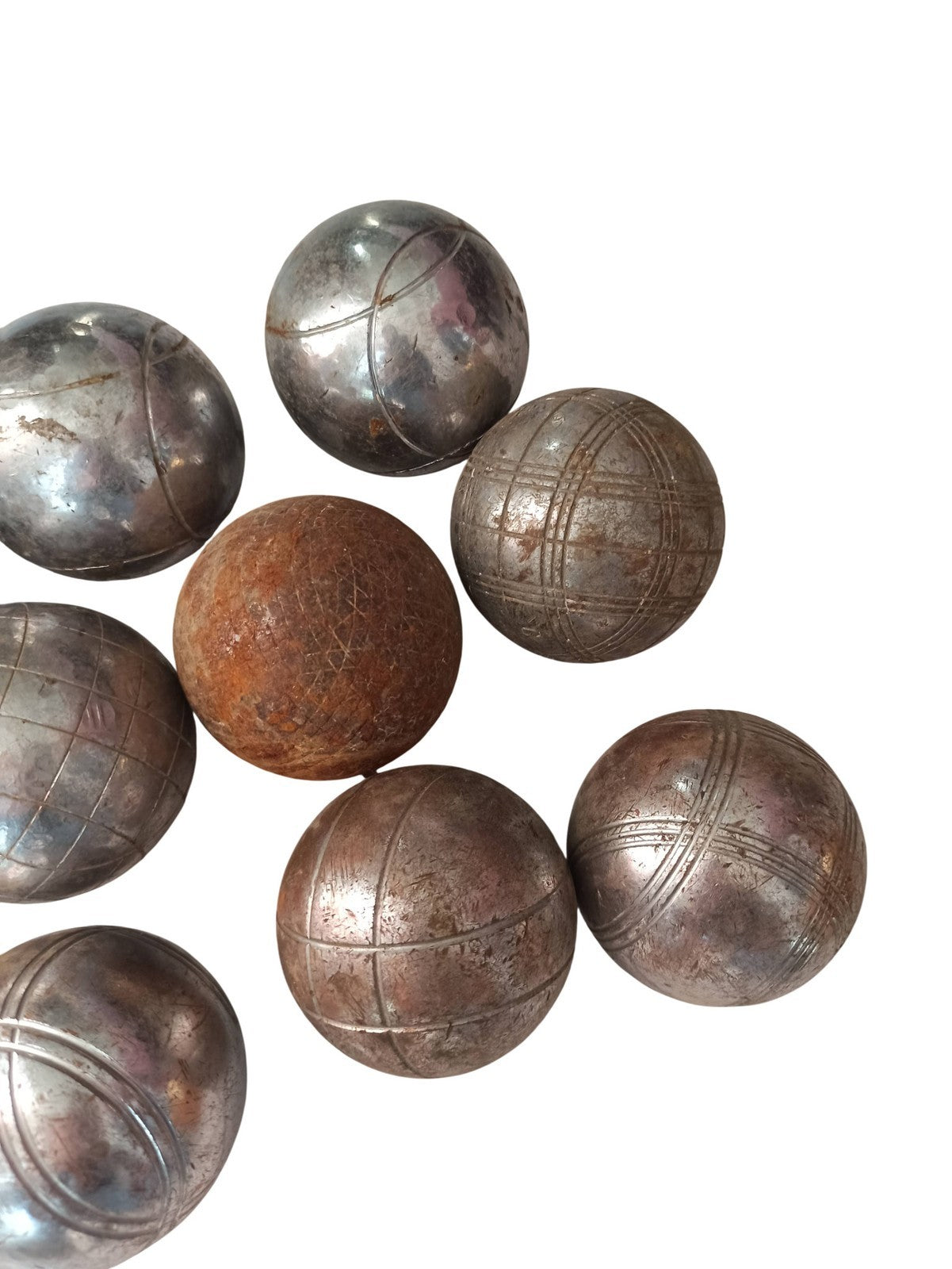 Boules de pétanque anciennes vintage lot 13 pièces, gravure, aspect métal rétro
