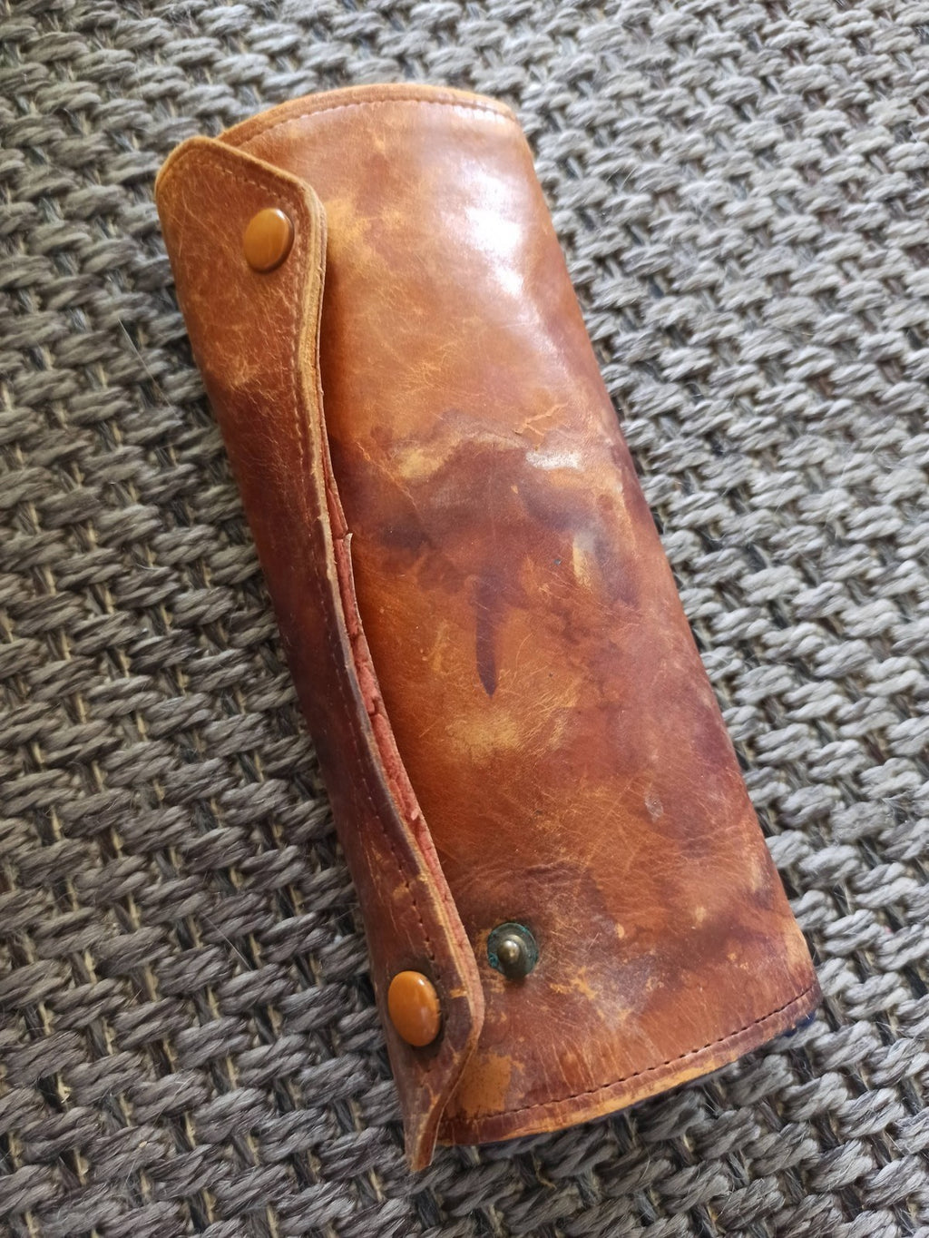 Trousse manucure ancienne cuir violet, outils manche os, kit vintage