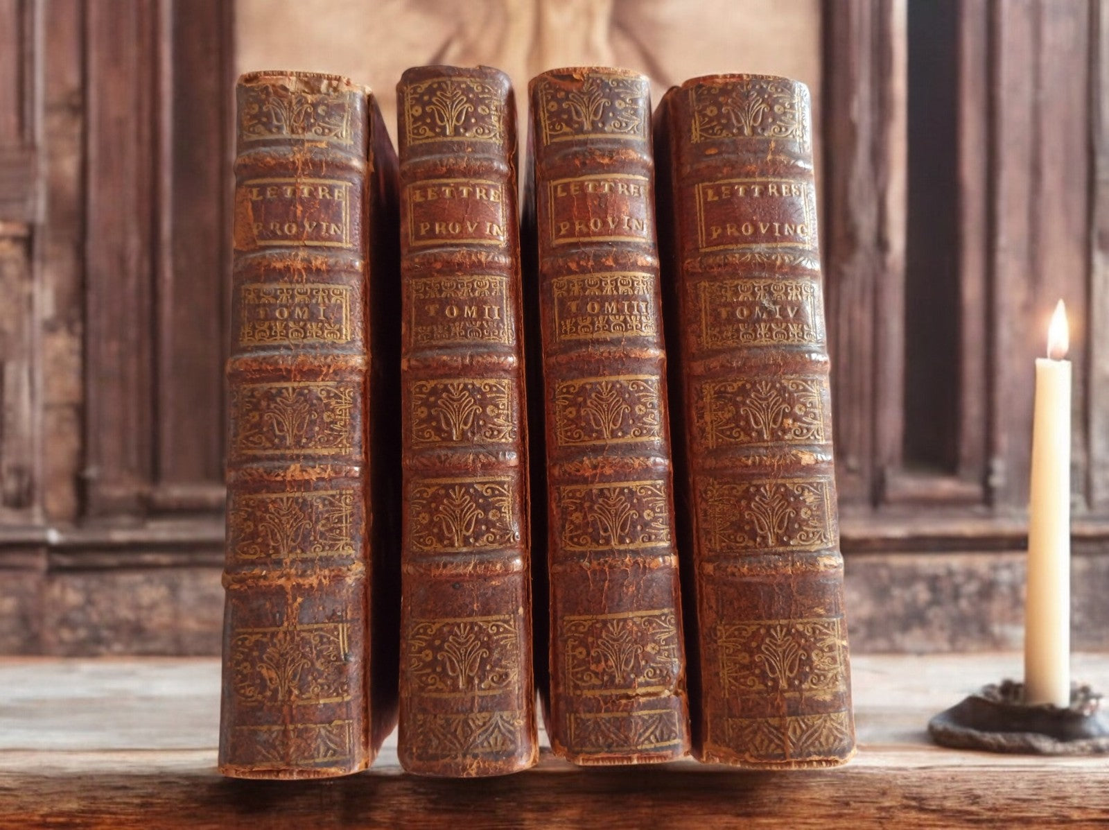 Livres reliés XVIIIe Lettres Provinciales Pascal 4 tomes complet Louis de Montal