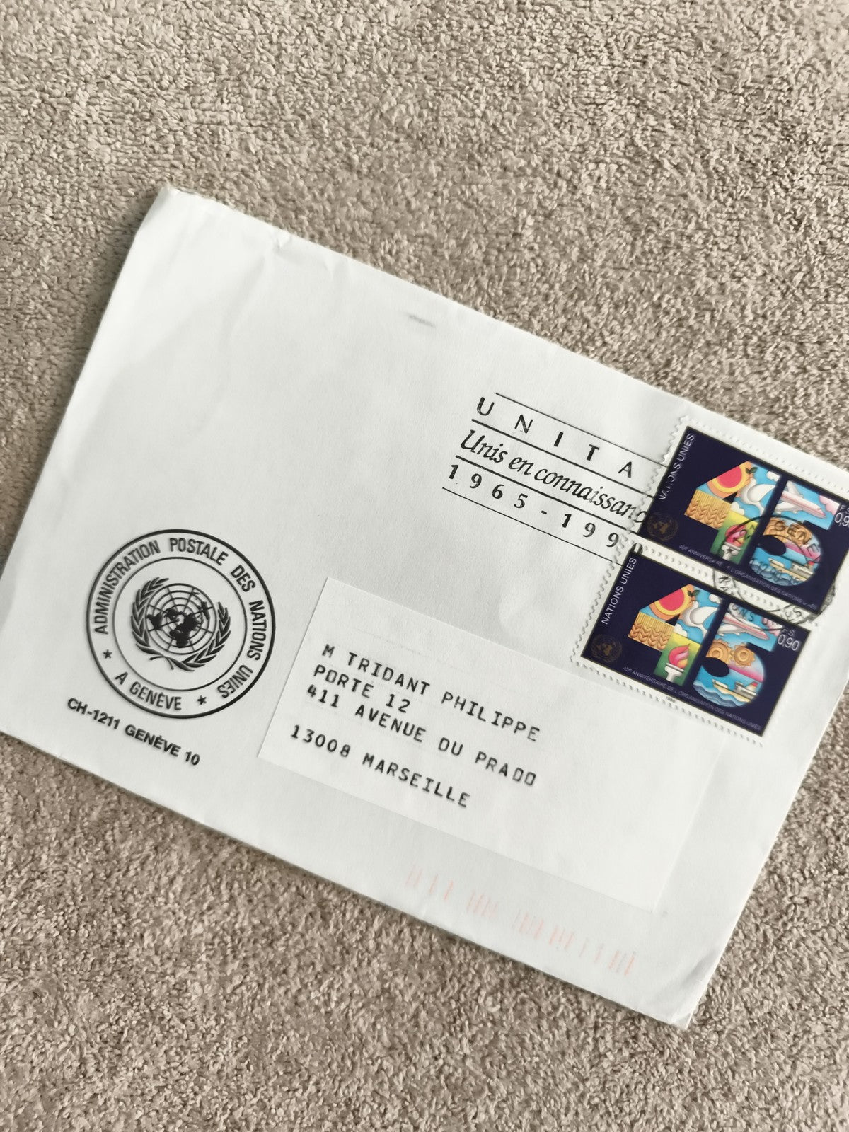 Lettre ONU Genève affranchie 2 timbres 0,90 UNITA 1965-1990 philatélie Suisse