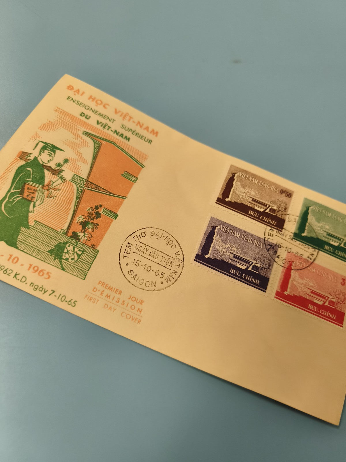 Ancienne enveloppe FDC Vietnam 1965 timbres premier jour enseignement supérieur