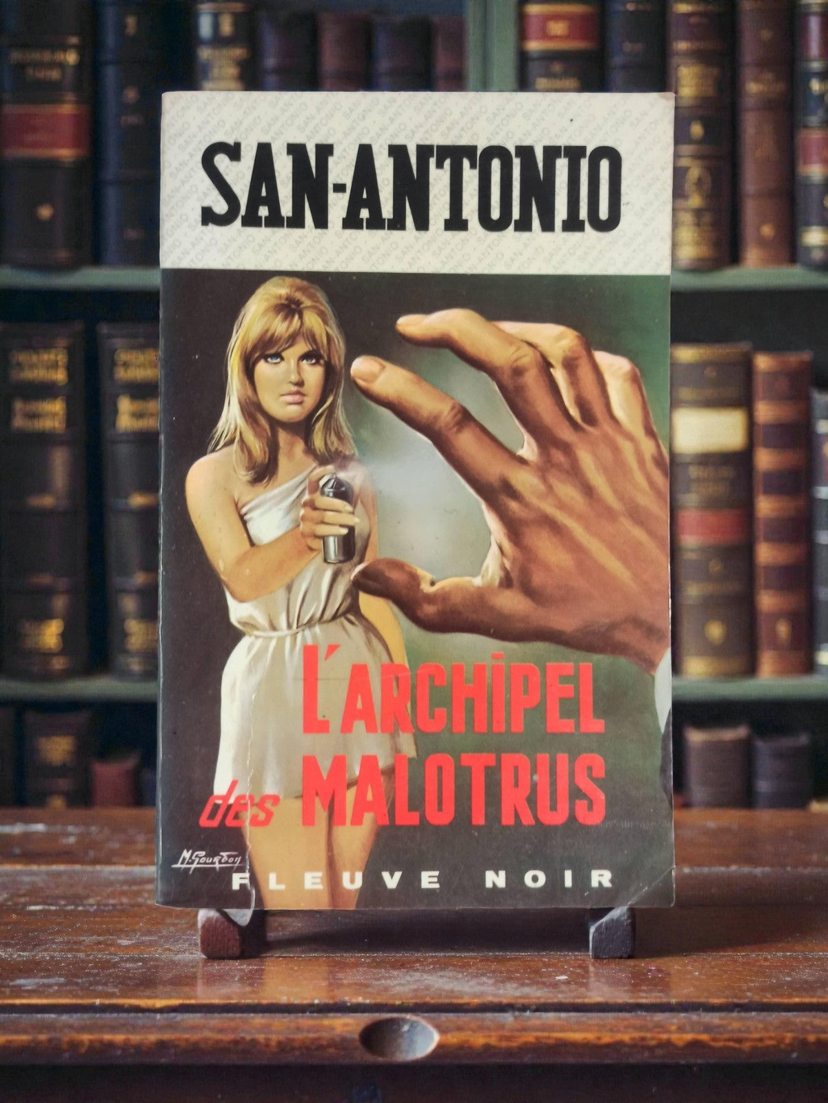 Livre poche San-Antonio L?archipel des malotrus Fleuve Noir polar vintage rétro