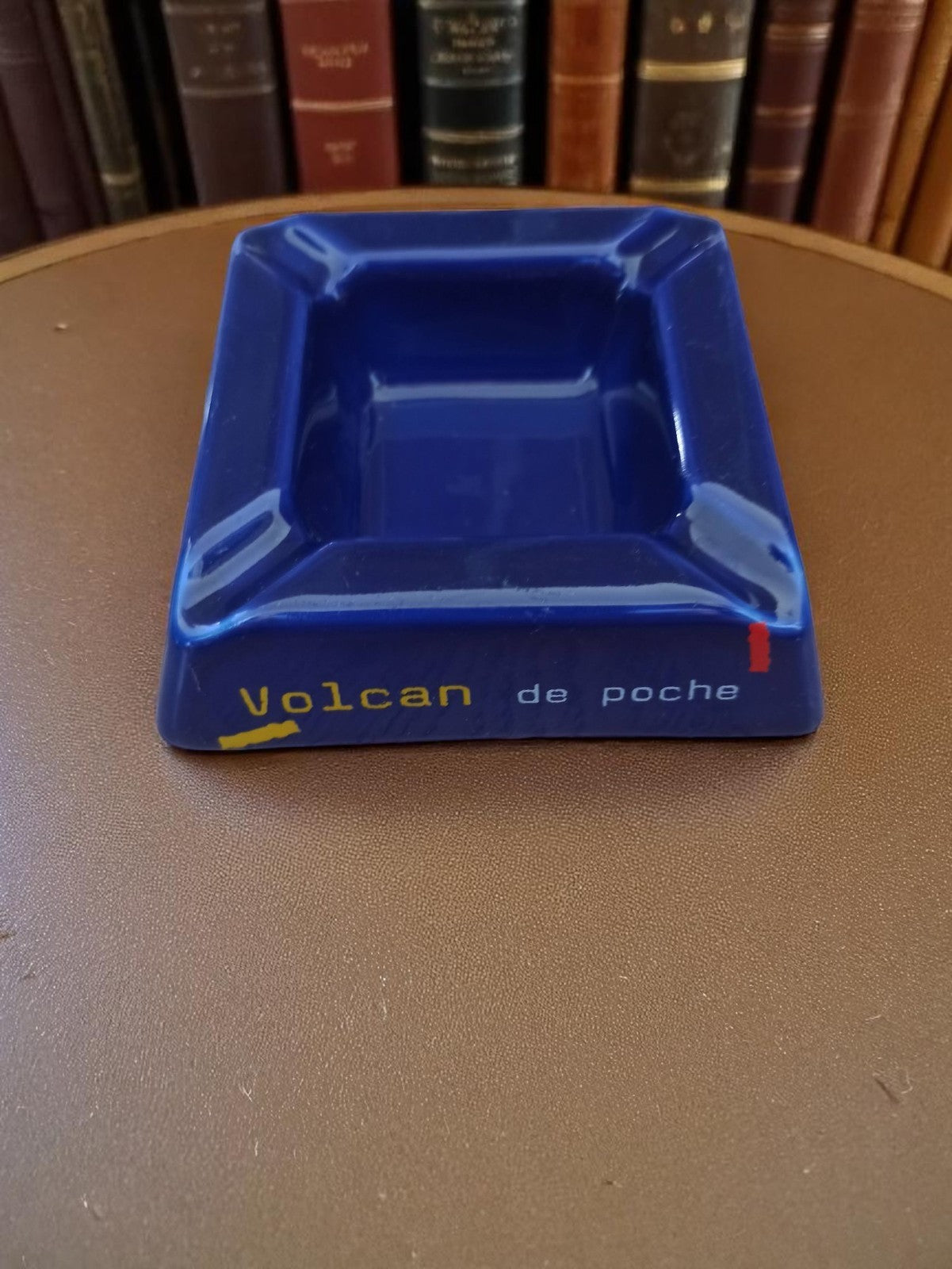 Cendrier publicitaire Volcan de poche vintage bleu carré rétro
