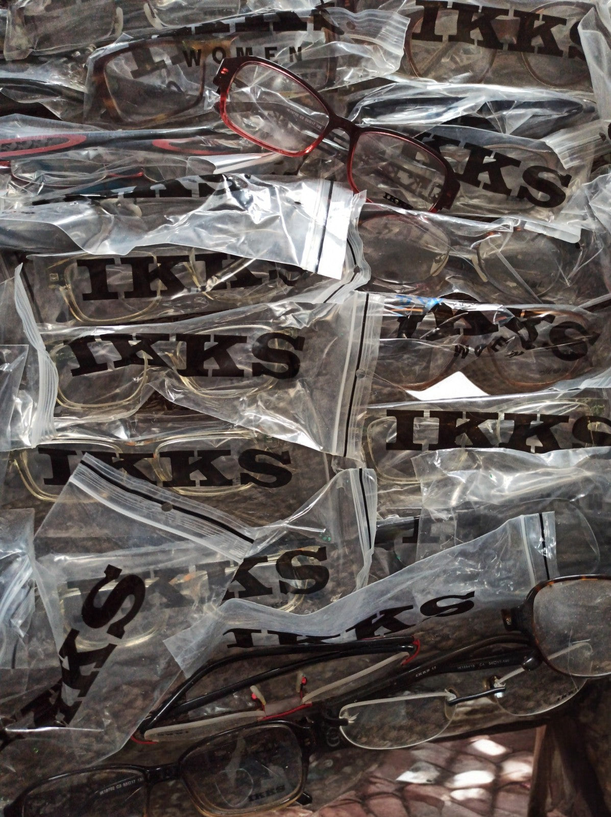 Lot 110 montures lunettes IKKS vintage neuves | deadstock optique rare