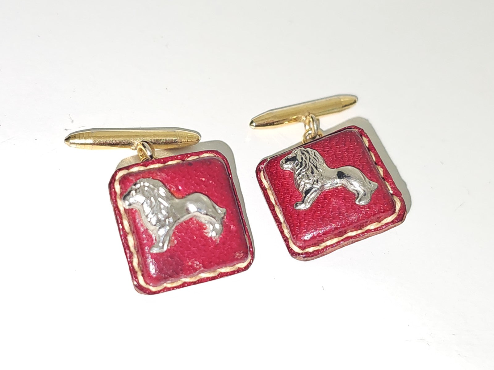 Paire de boutons de manchette vintage en cuir ancien, accessoire rétro collectio