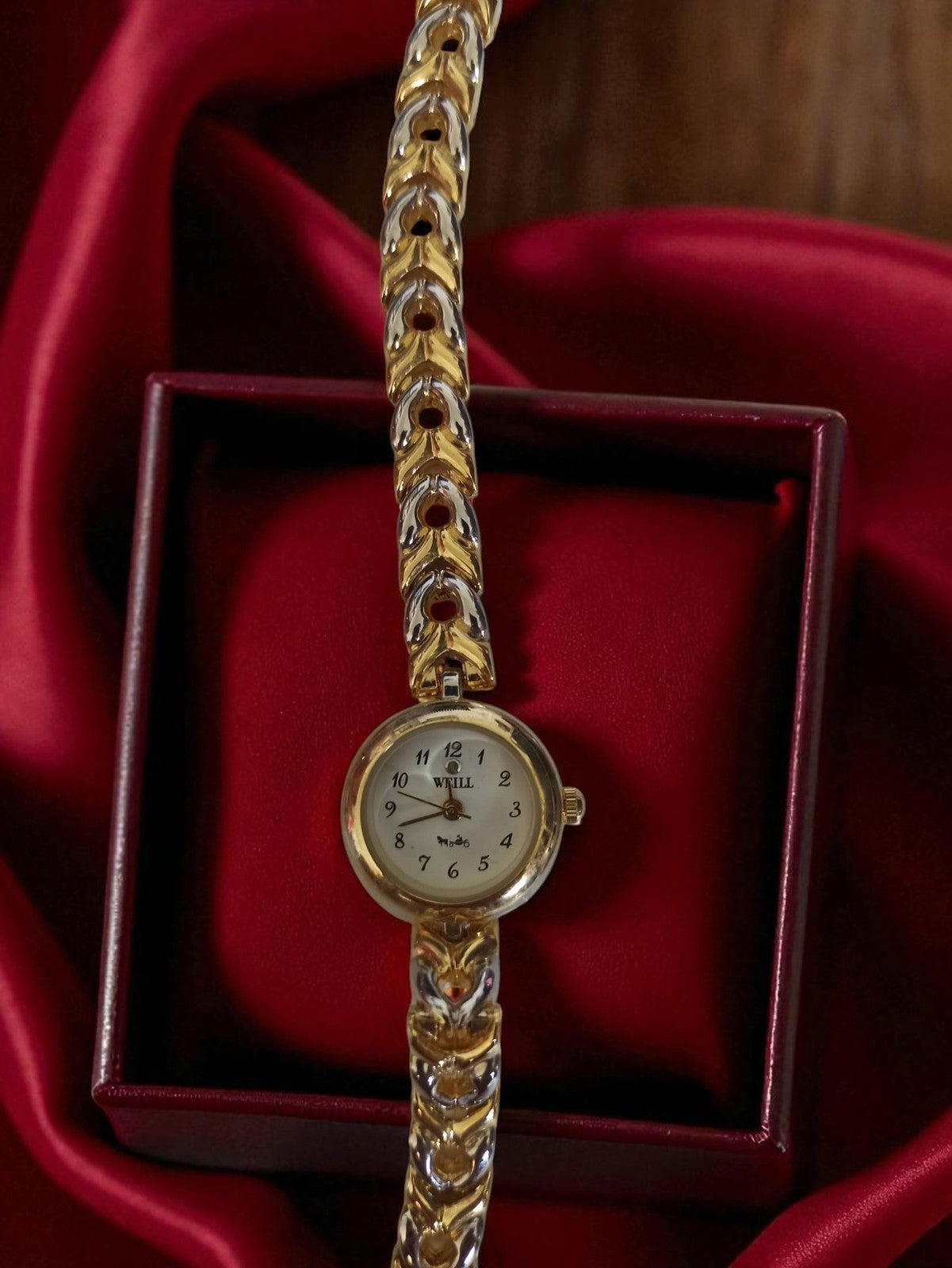 Montre femme vintage Weill bracelet doré bicolore quartz à pile ancienne