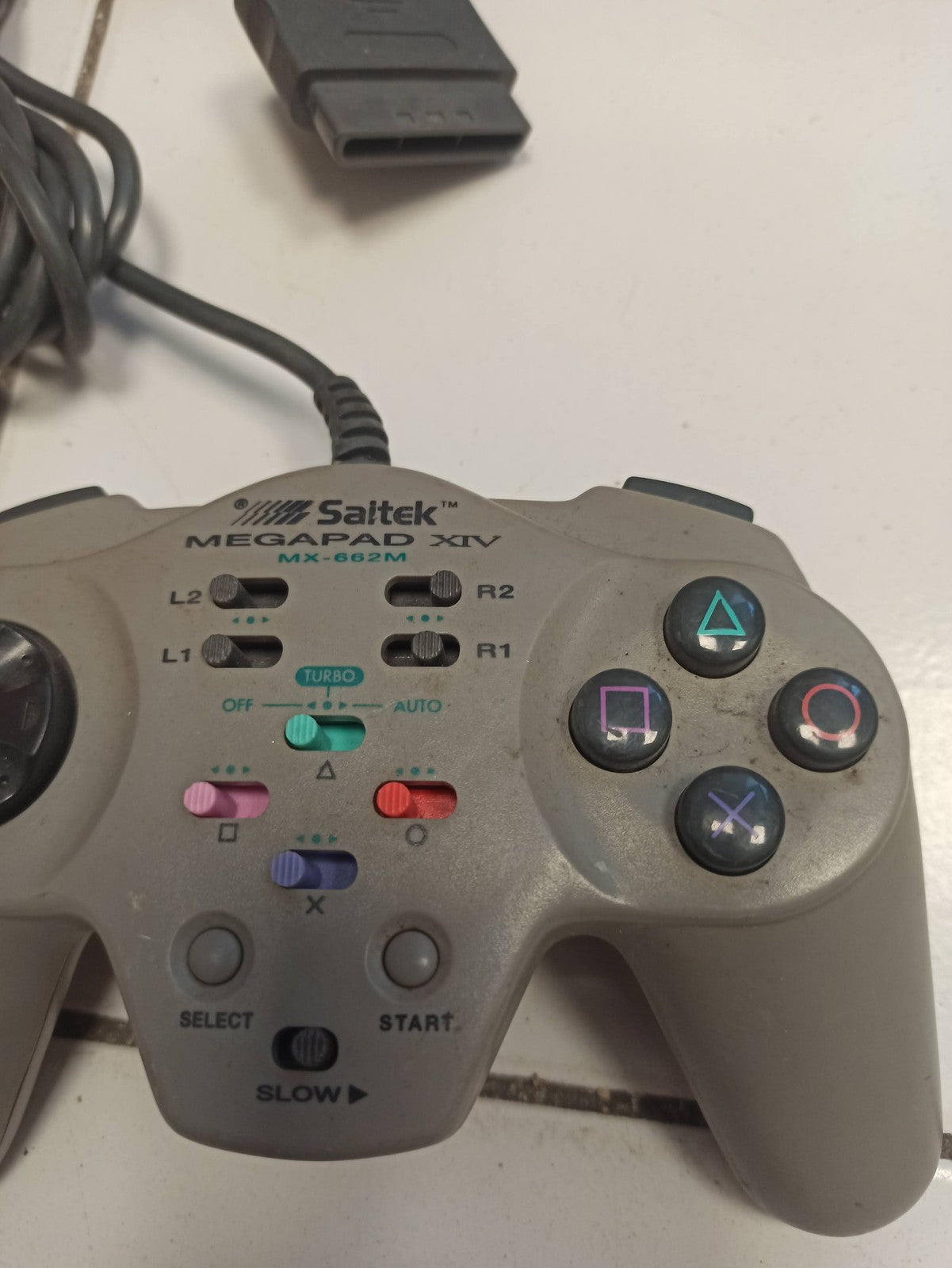 Manette filaire Saltek Megapad XIV compatible Sony PlayStation PS1 contrôleur je