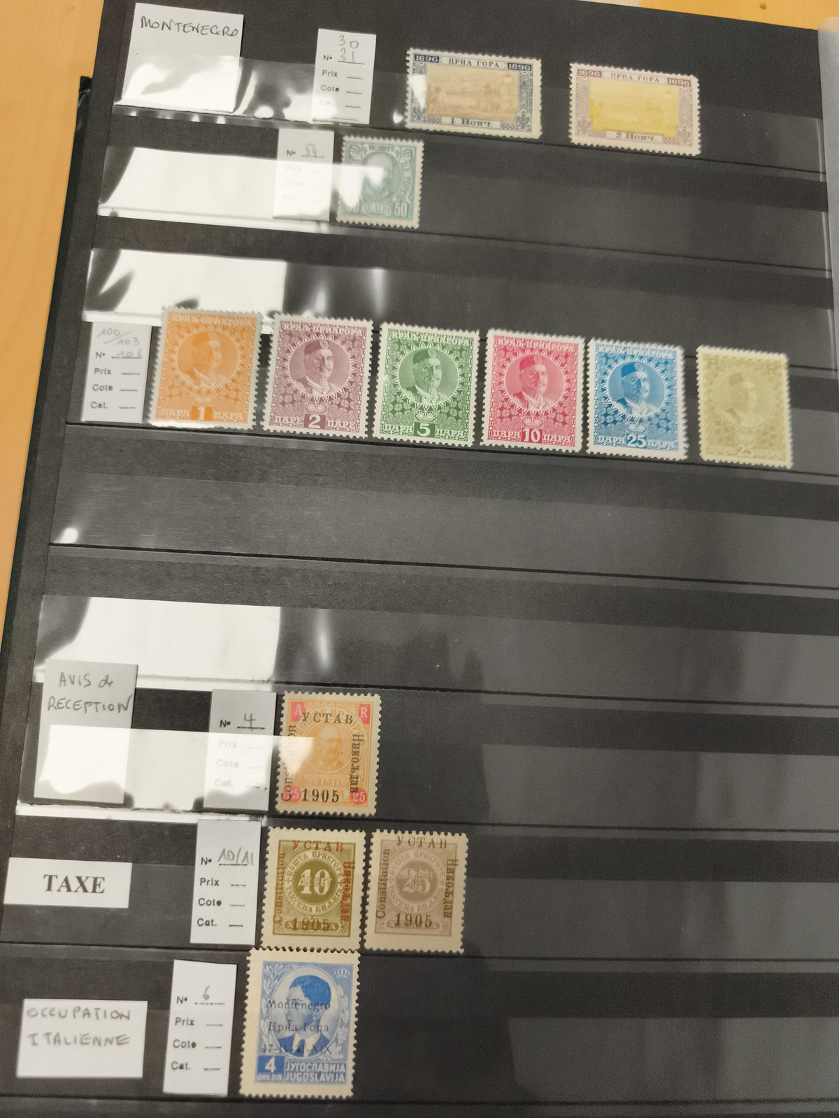Timbres Montenegro anciens, séries diverses, couleurs variées, philatélie