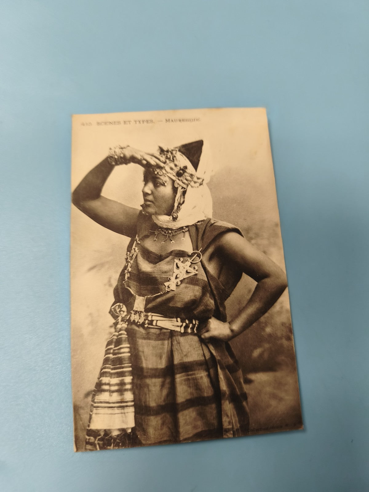 Ancienne carte postale animée Scènes et Types Mauritanie costume traditionnel