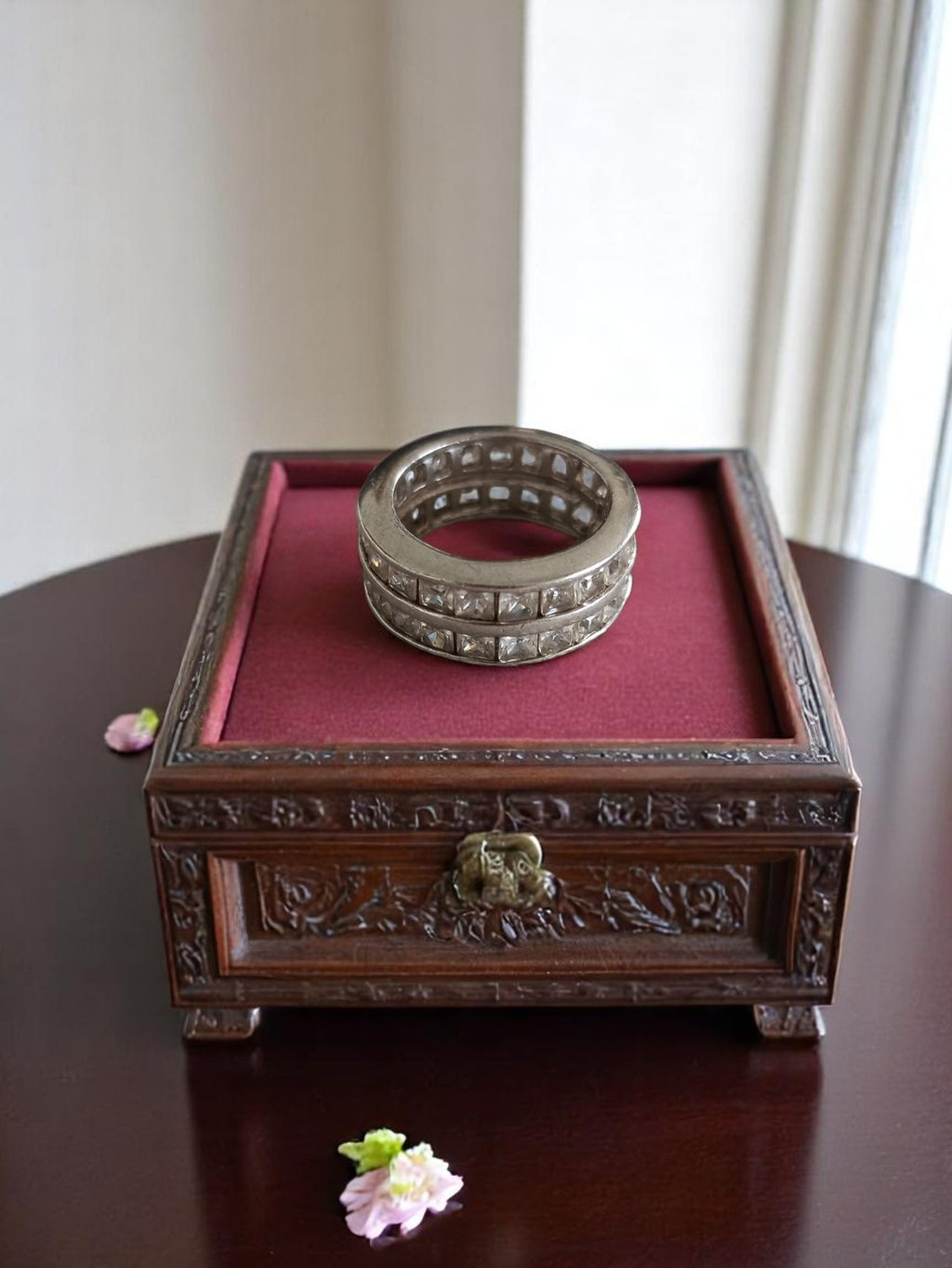 Bague fantaisie vintage taille 53, large anneau ajouré rétro, style ancien