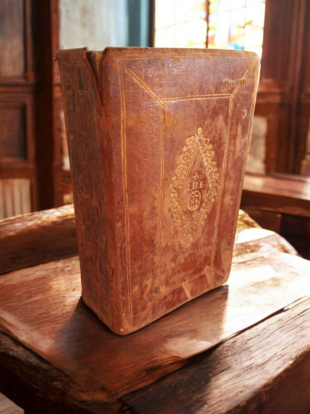Livre ancien 16e-17e siècle Lucien de Samosate reliure décor doré antique