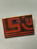 Vintage pin's Loto rectangulaire rouge et bleu ancien collection (ref 11)