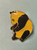 Vintage pin's panda émaillé jaune et noir collection animalier (Ref 5)
