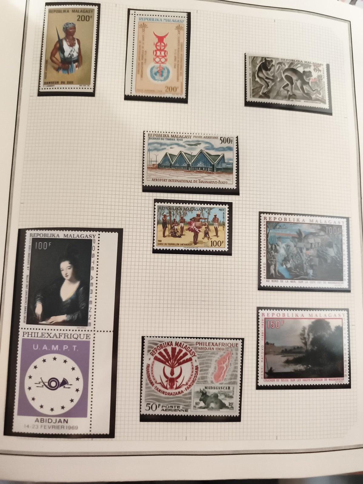 Timbres anciens neufs Madagascar Rép. Malagasy thématiques poste aérienne