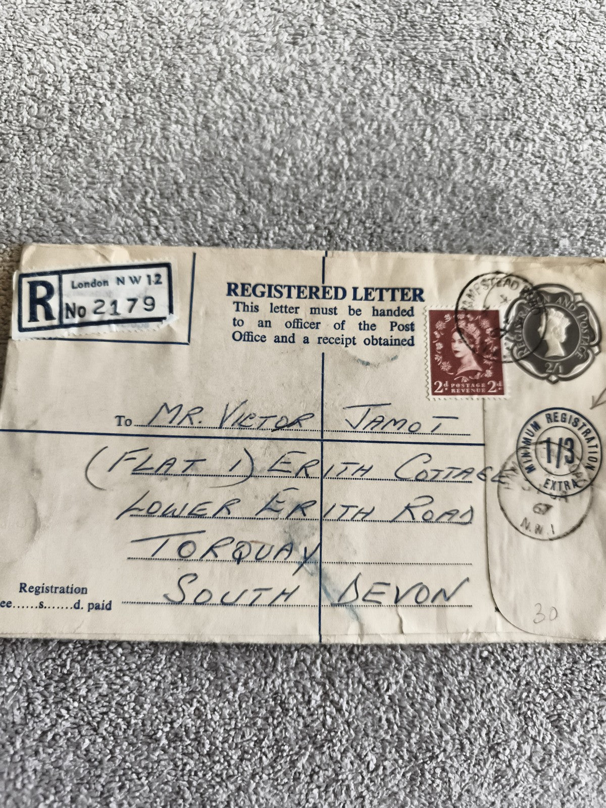 Lettre recommandée Royaume-Uni timbres Elizabeth II 2½d 1950s philatélie cachet