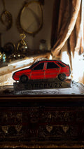 Statuette Citroën ZX vintage rouge déco auto française, plaque métal émaillé