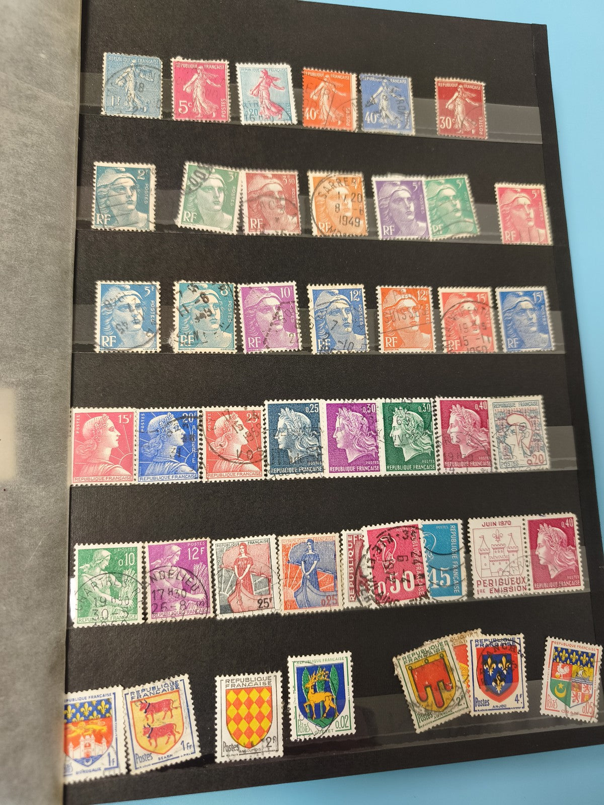 Lot anciens timbres oblitérés France, Marianne, blasons, philatélie collection