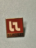 Pin's vintage Tempier Roustant carré rouge ancien collection (Ref 16)
