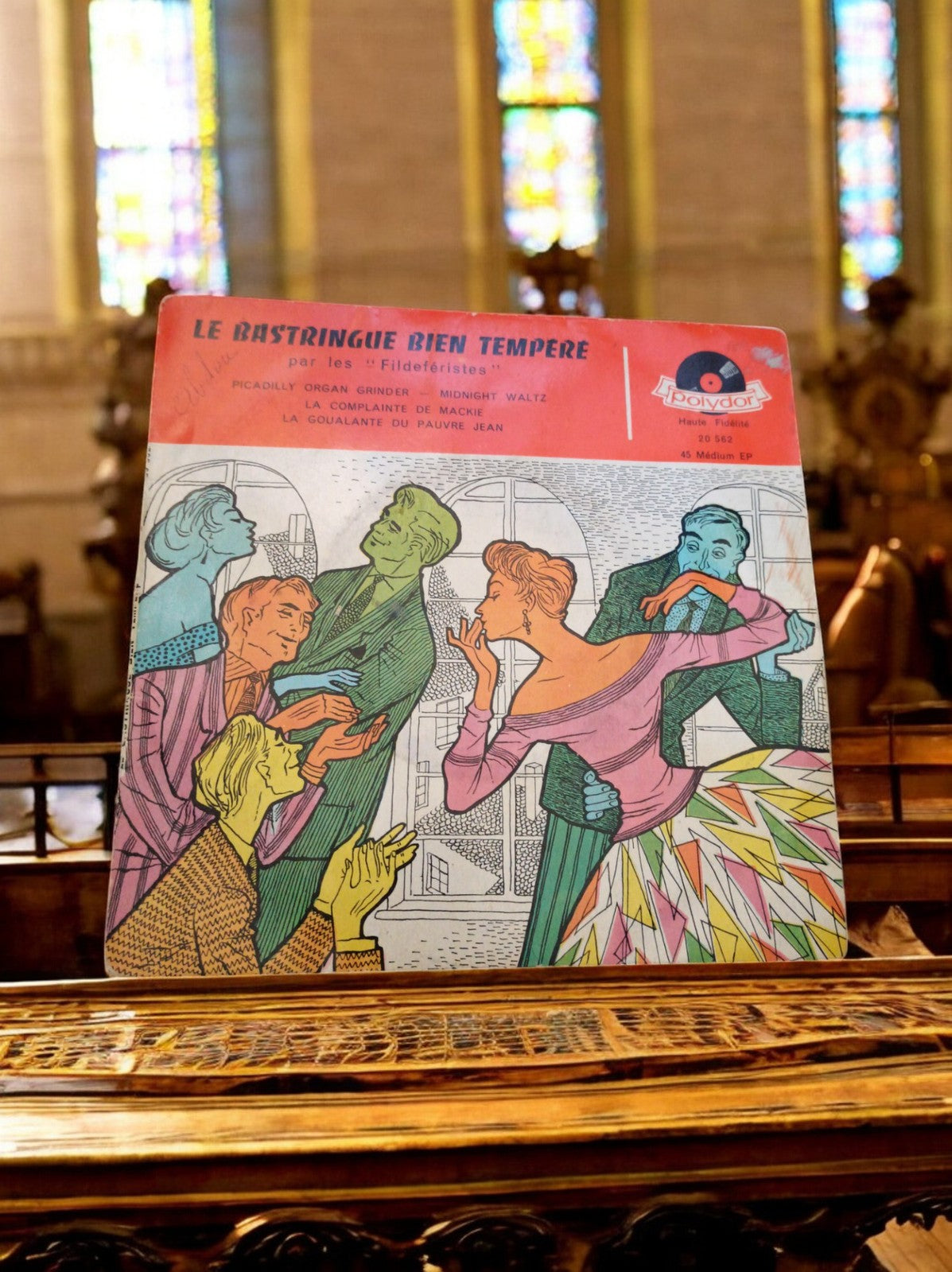Vinyle 45 tours Polydor Le Bastringue Bien Tempéré vintage, pochette illustrée
