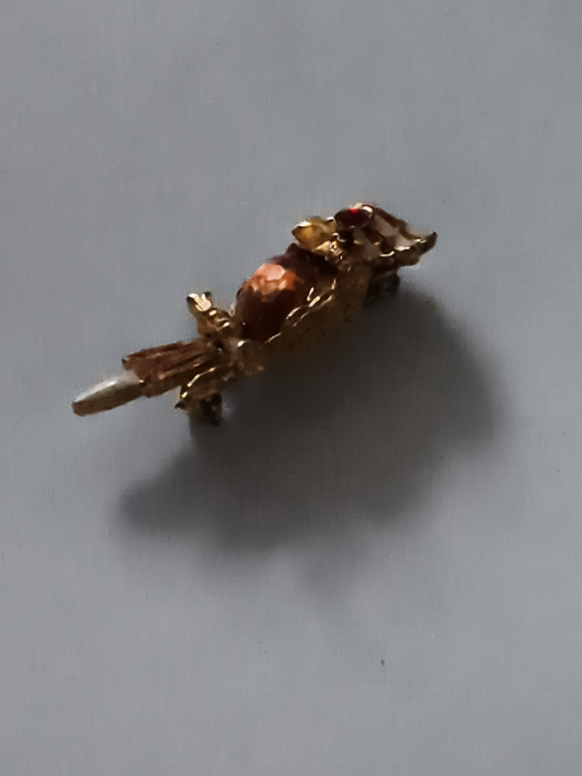 Broche vintage oiseau doré style rétro, bijou ancien, décoration costume