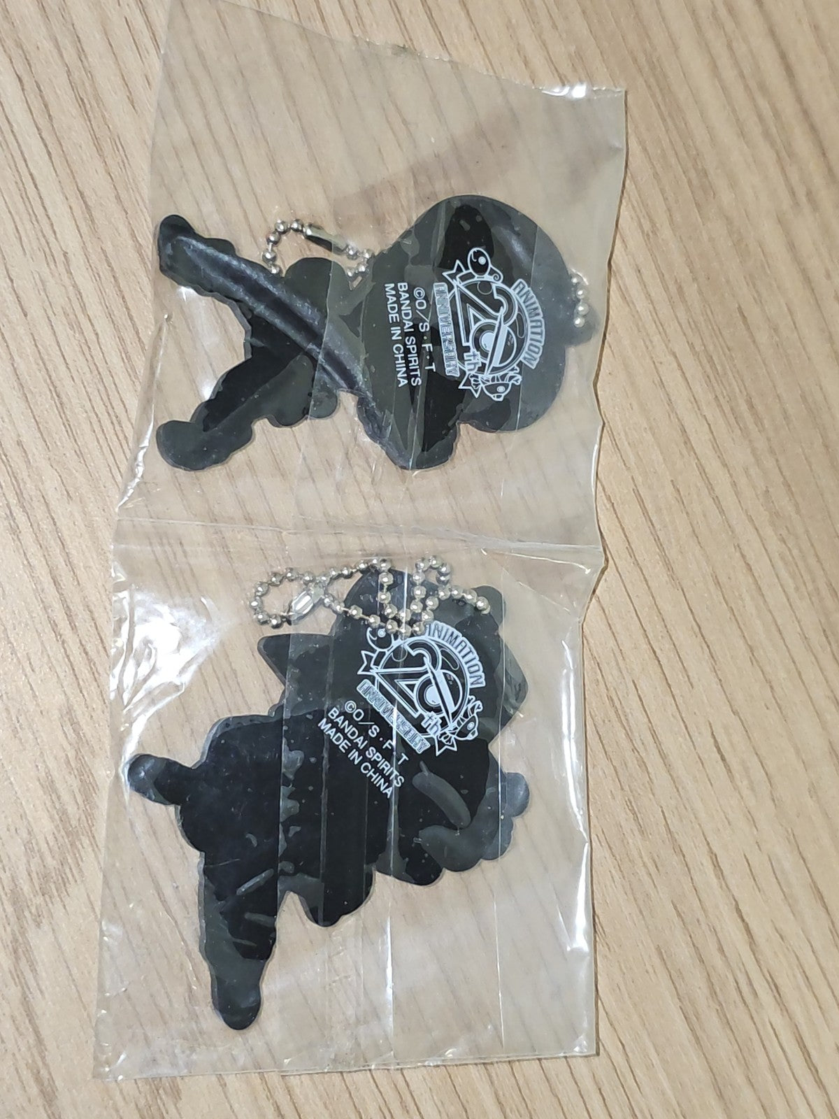 Lot de 2 magnets Bandai One Piece originaux, accessoires décoratifs manga animés