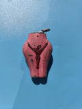 Ancien briquet publicitaire rose, forme buste femme, à restaurer, collection