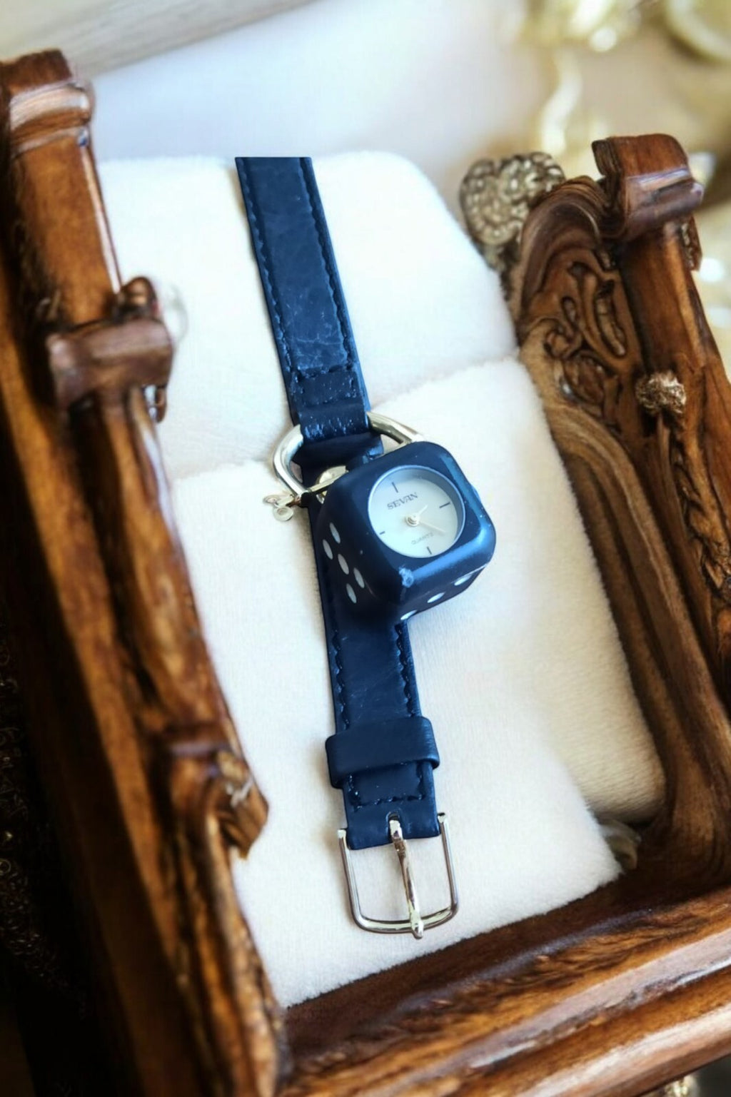 Montre Sevan Dé Quartz vintage noire collector, cadran fantaisie rare
