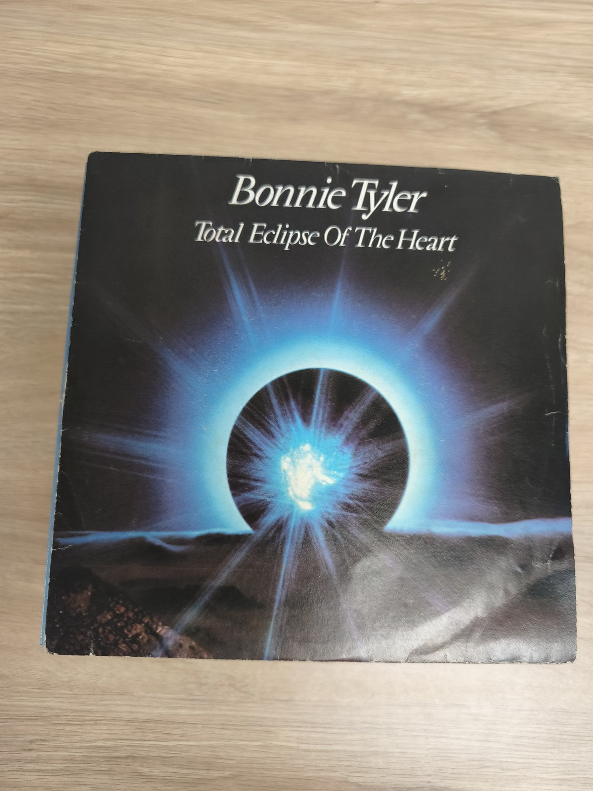 Vinyle 45 tours Bonnie Tyler Total Eclipse Of The Heart pochette noire (Ref 2)