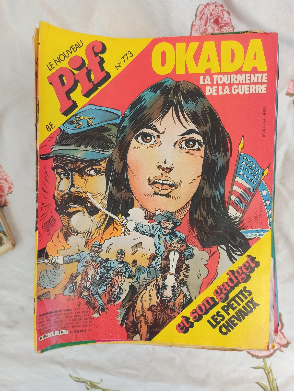 Magazine Pif n°773 vintage 1983 Okada gadget Les Petits Chevaux BD rétro