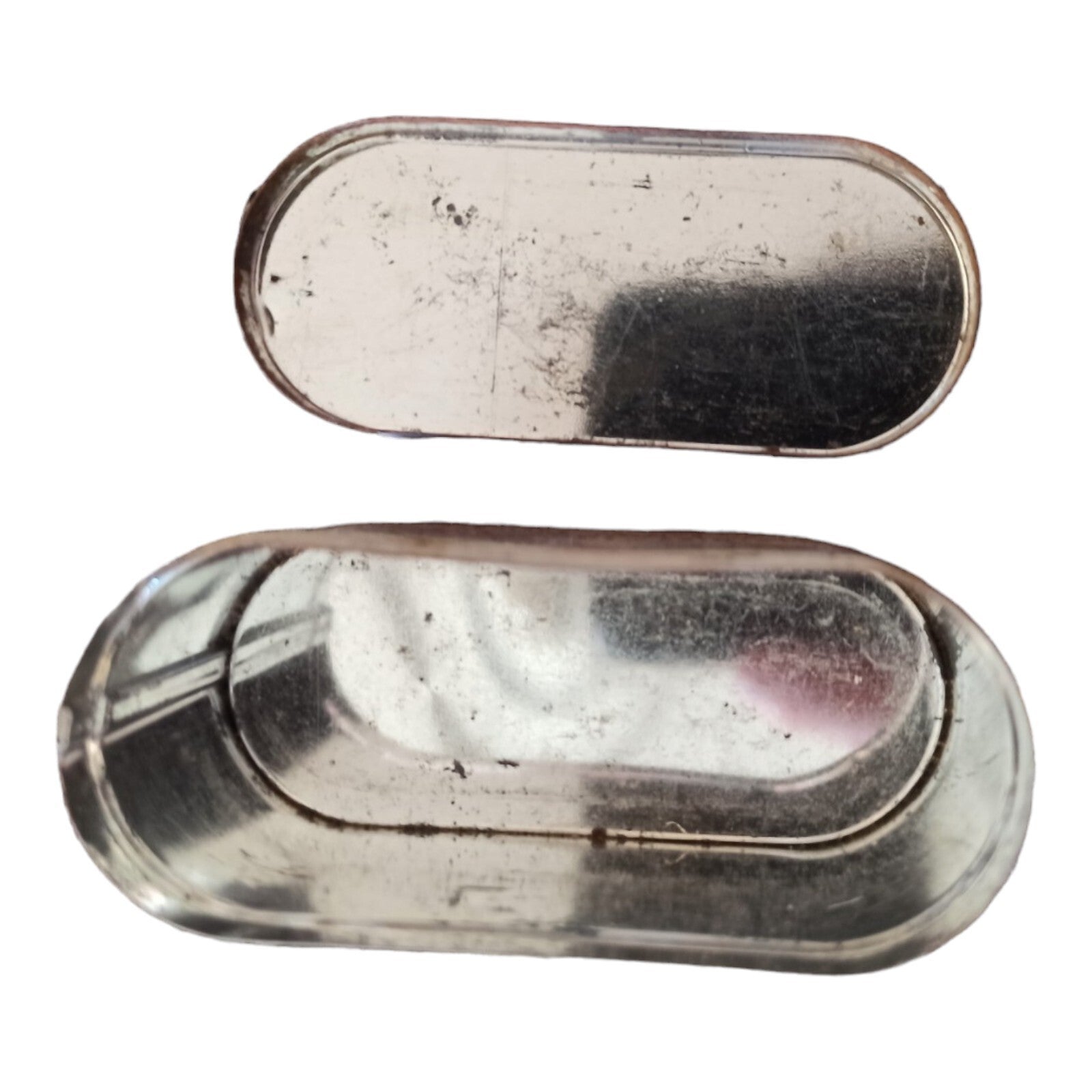 Boîte ancienne QUINOCARBINE charbon bismuth déco vintage pharmacie métal