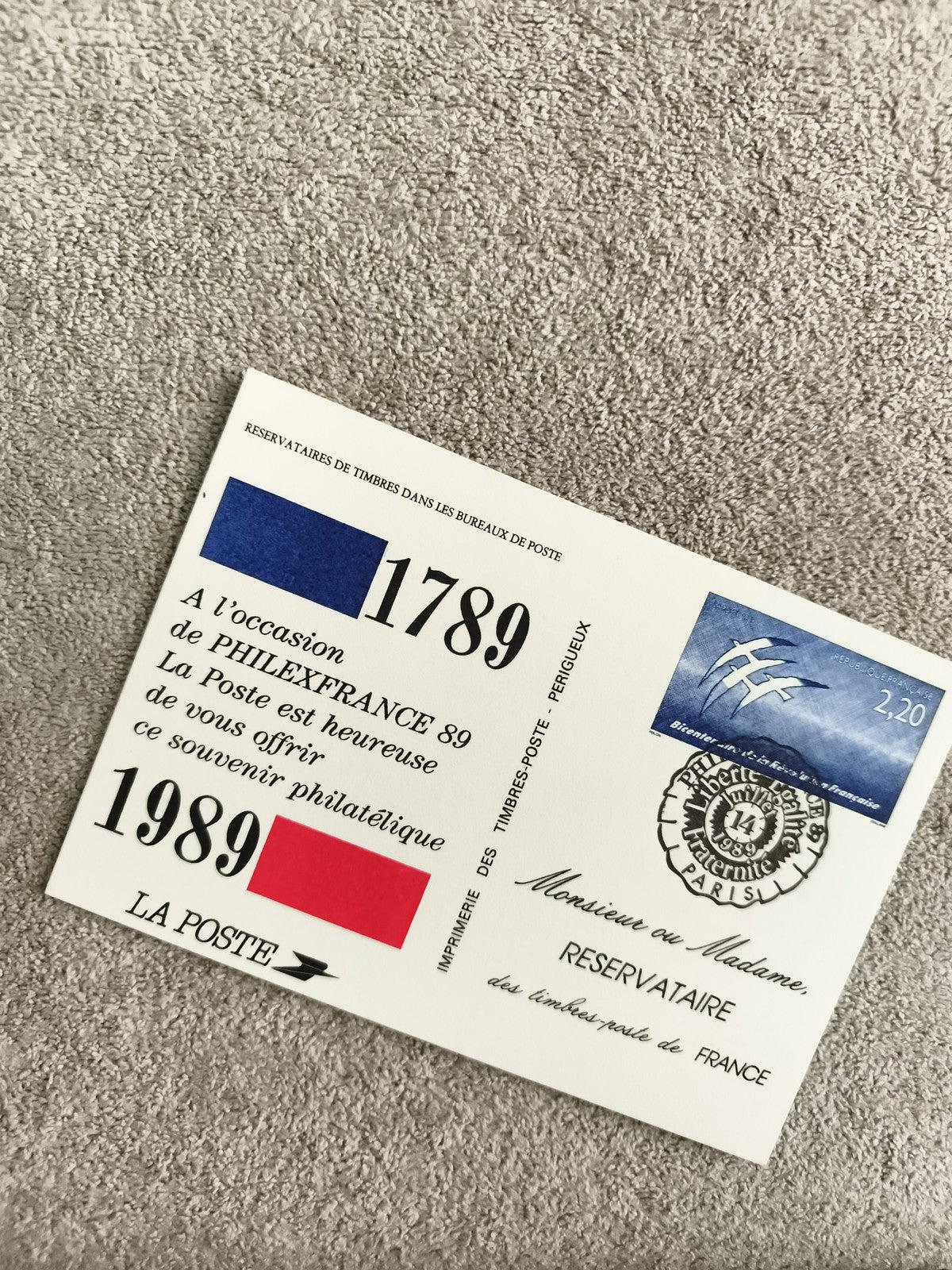 Carte souvenir philatélique PHILEXFRANCE 89 La Poste tricolore avec timbre 2,20