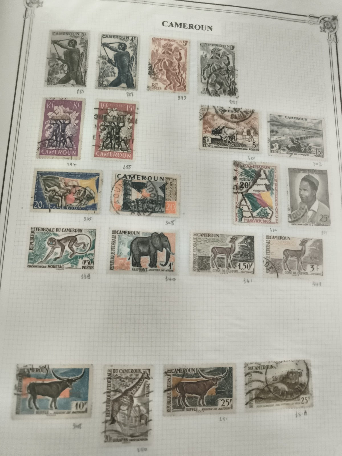 Timbres Cameroun thématiques faune Afrique lot oblitérés philatélie