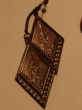 Boucles d’oreilles vintage géométriques dorées, motif losange ajouré rétro