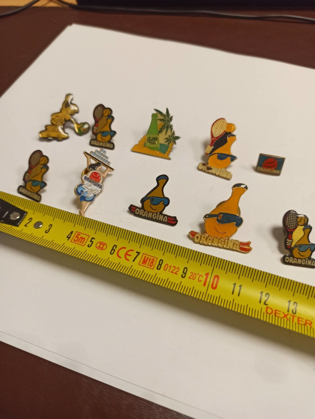 Lot 10 pin's Orangina vintage rétro années 80, publicitaires, mascottes