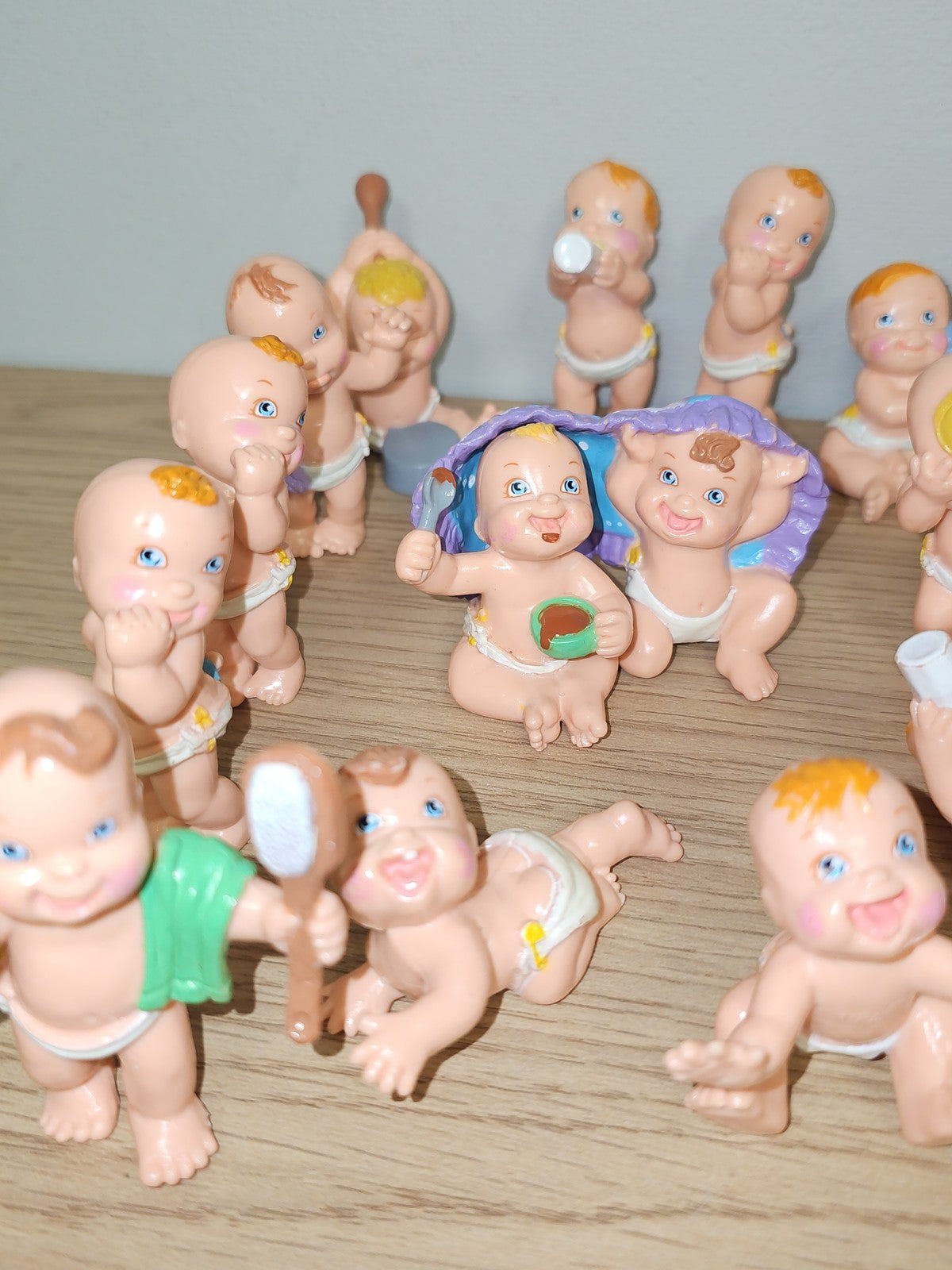 Lot de petites figurines Babies vintage ancien collection rare rétro années 90
