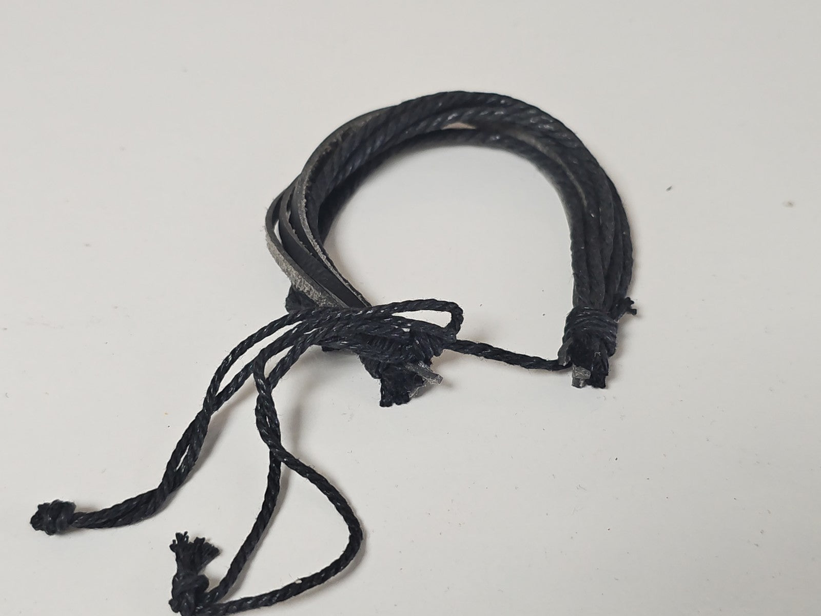 Bracelet fantaisie élégant accessoire mode femme bijou original occasion
