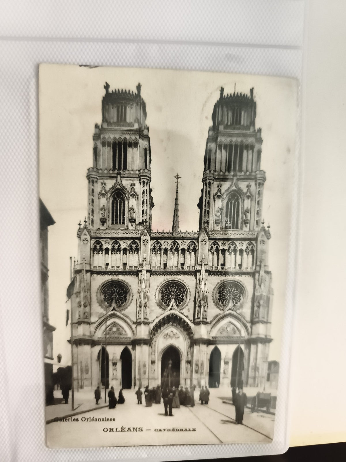 Carte postale ancienne Orléans Cathédrale CPA noir et blanc façade gothique