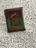 Pin's vintage carré Simuel Lacquier émaillé, logo orange vert (Ref 5)