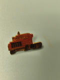 Vintage pin's camion rouge ancien, collection transport routier, rare (ref 11)