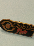 Vintage pin's Club 95 Photo noir doré collection photographe (Ref 12)