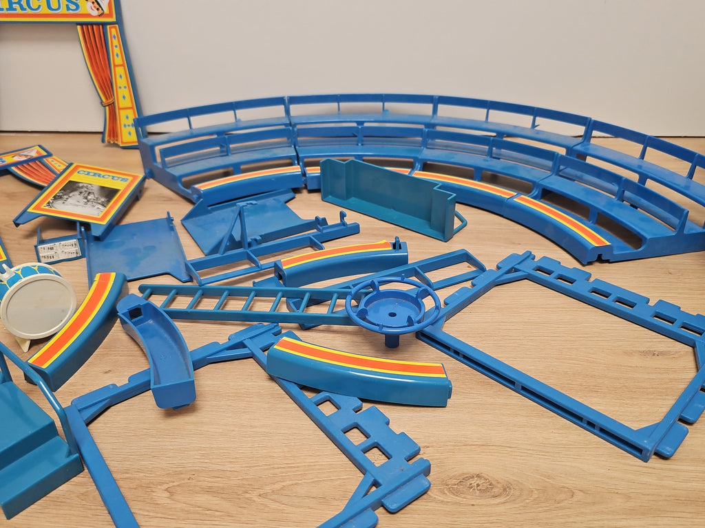 Set Playmobil cirque rétro ancien, collection vintage, figurines et accessoires