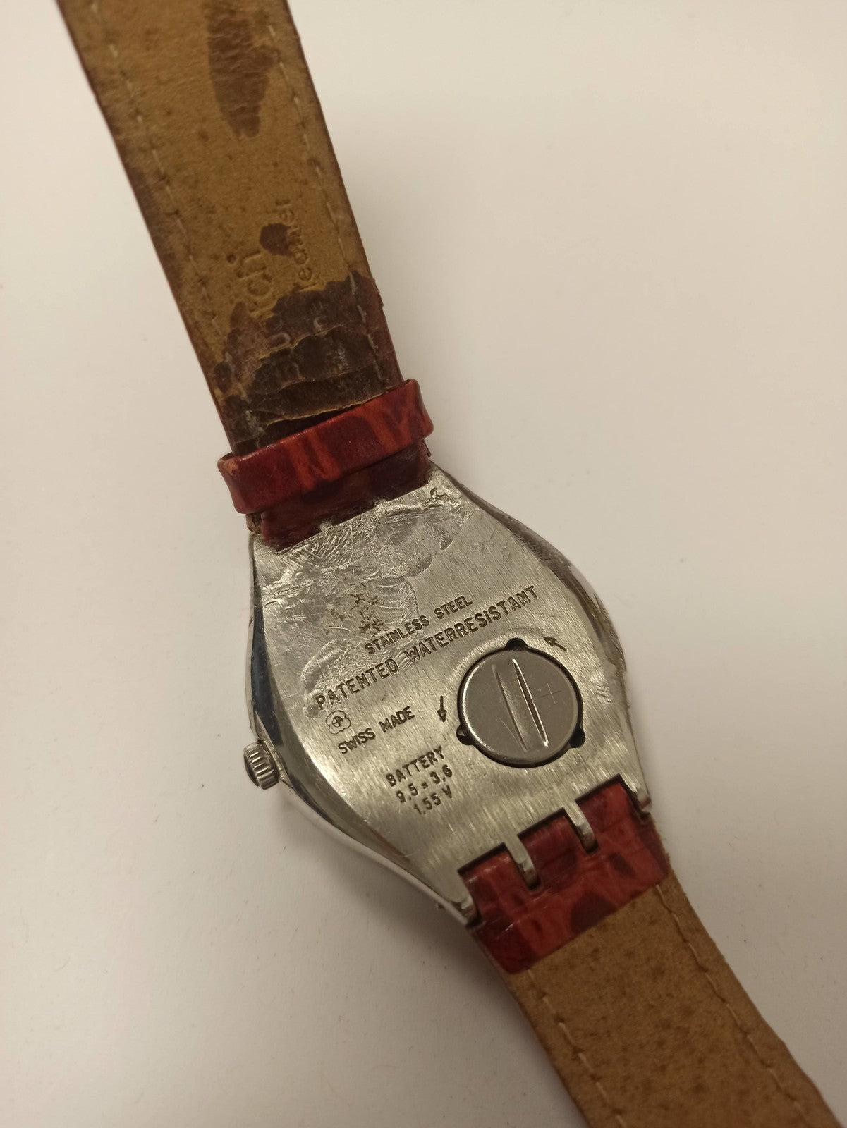 Montre Swatch Irony vintage cadran jaune rétro 1997 Swiss Made mixte