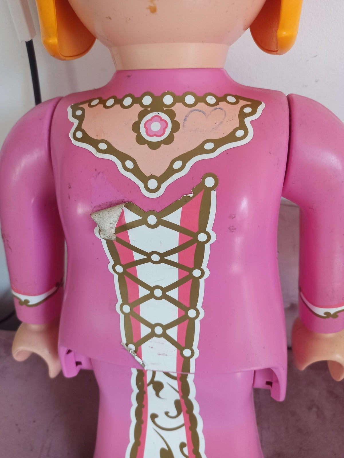 Figurine géante Playmobil femme robe rose décorative Jumbo XXL occasion