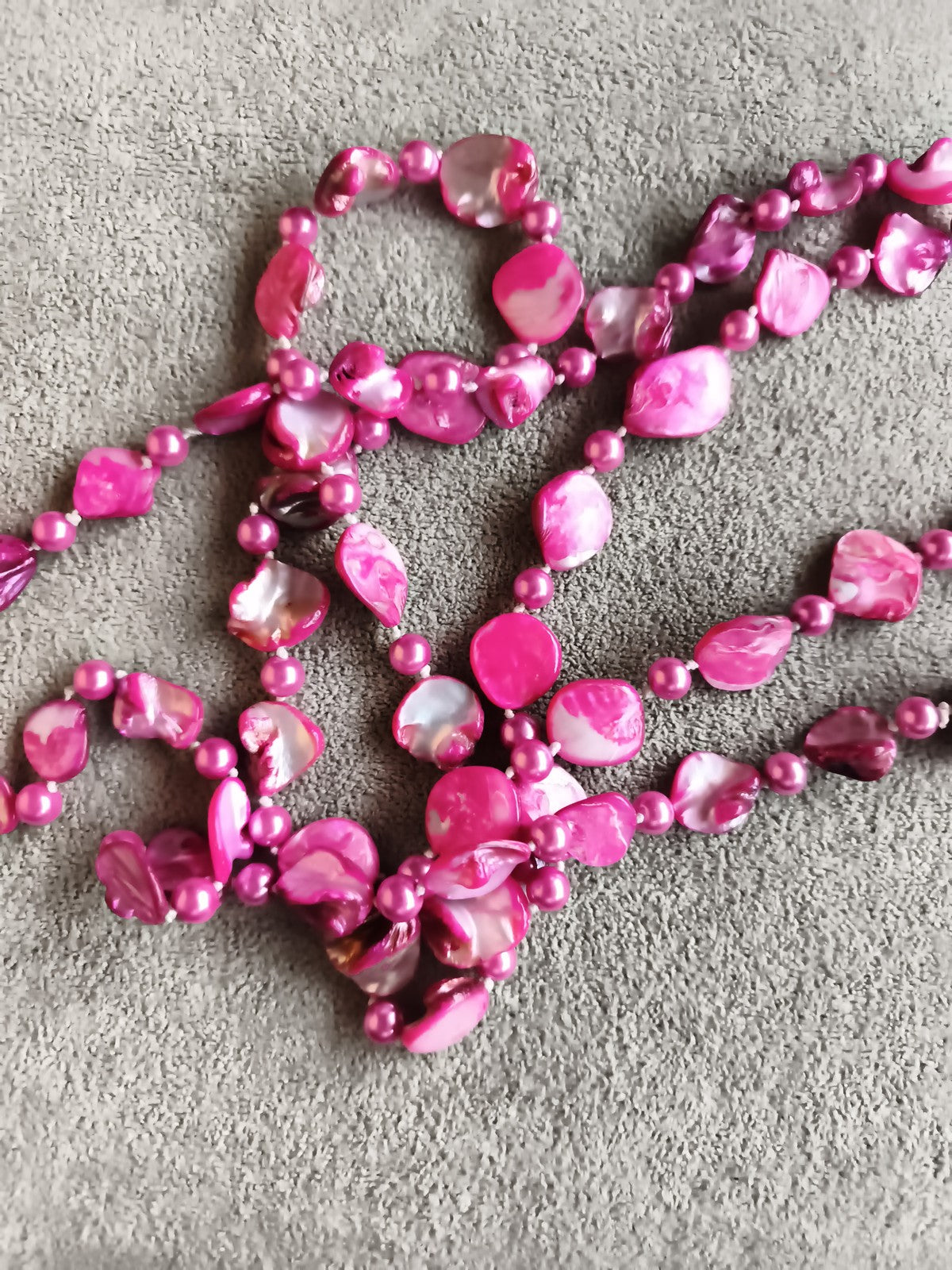 Collier ancien perles roses, éclats irisés, vintage, sautoir fantaisie