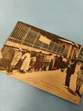 Ancienne carte postale animée Lourdes pèlerins Fontaine miraculeuse couleur