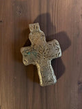 Croix pendentif vintage métal gravé années 50 motif épi de blé ancien