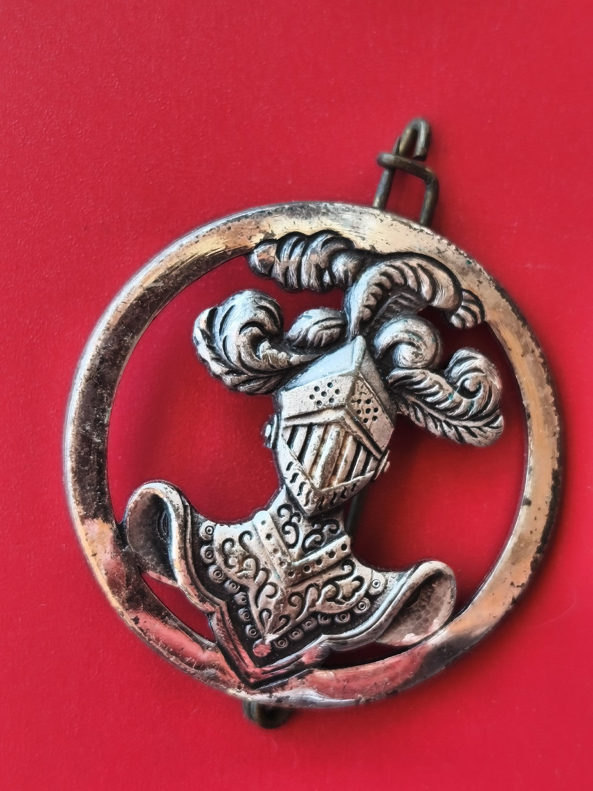 Insigne militaire vintage pour béret ? objet ancien de collection armée français