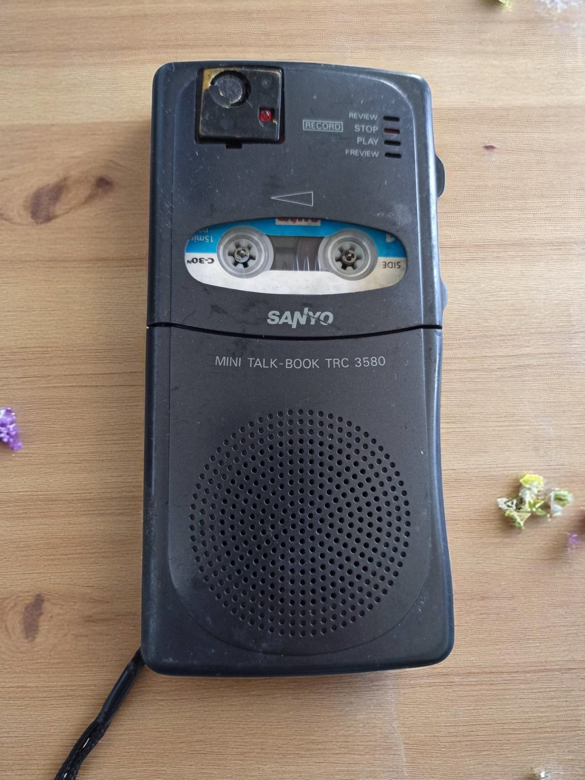 Magnétophone vintage Sanyo TRC 3580 mini cassette noir dictaphone rétro